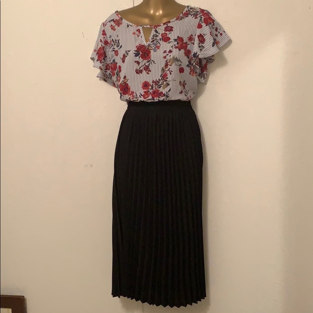 Sadie & Love skirt pleated midi black Large